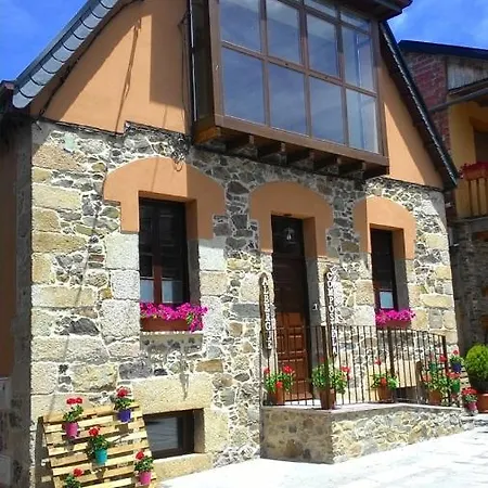 Hostel De Peregrinos Compostela Molinaseca