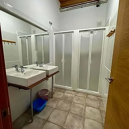 De Peregrinos Compostela Hostal Molinaseca