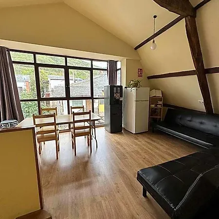 De Peregrinos Compostela Hostal