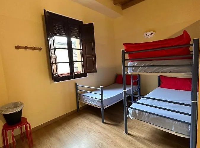 호스텔 De Peregrinos Compostela