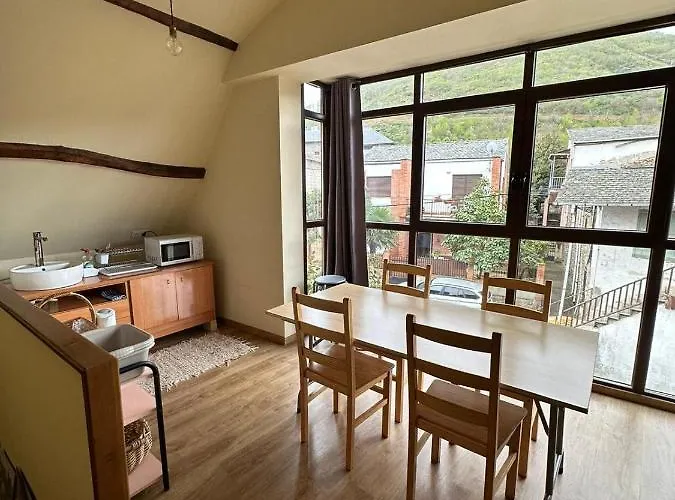 호스텔 De Peregrinos Compostela